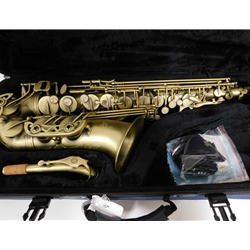 BC840140 Buffet Alto Sax model 400 Matte finish.